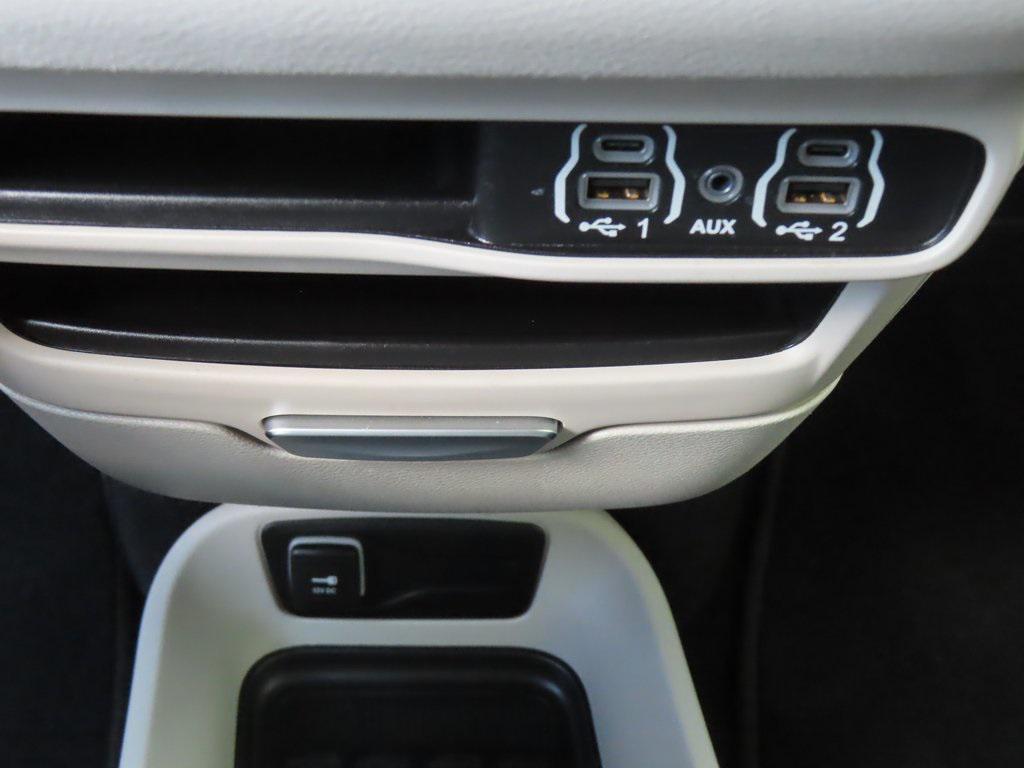 used 2023 Chrysler Pacifica car, priced at $23,697