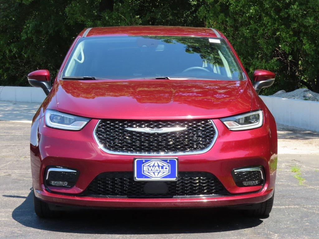 used 2023 Chrysler Pacifica car, priced at $23,697
