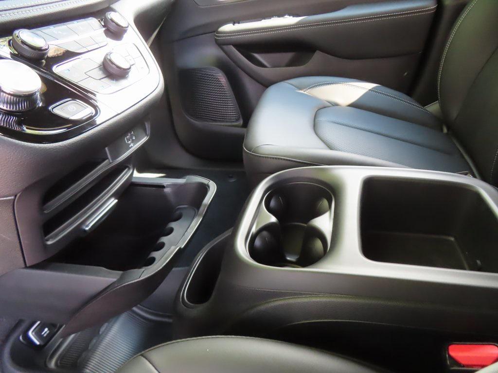 new 2026 Chrysler Pacifica car, priced at $41,760