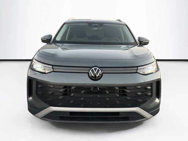 new 2026 Volkswagen Tiguan car, priced at $30,537