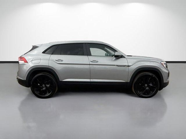 new 2026 Volkswagen Atlas Cross Sport car, priced at $43,350