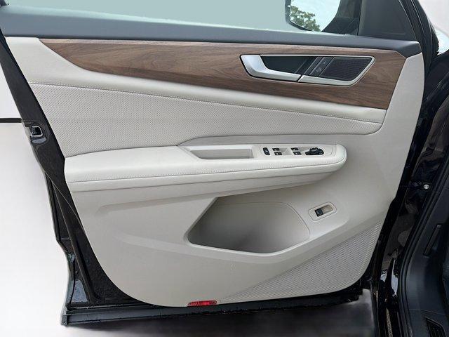 new 2026 Volkswagen Atlas car, priced at $43,598