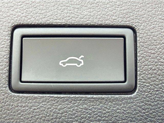 new 2026 Volkswagen Atlas car, priced at $43,598