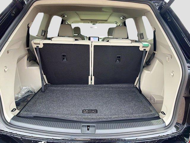 new 2026 Volkswagen Atlas car, priced at $43,598