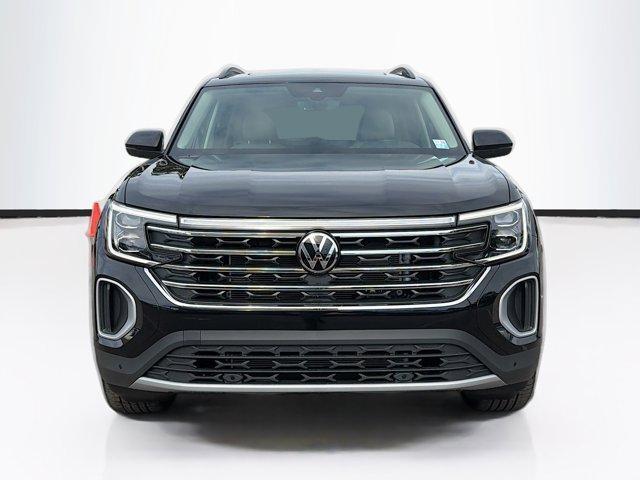 new 2026 Volkswagen Atlas car, priced at $43,598