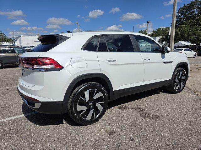 new 2026 Volkswagen Atlas Cross Sport car, priced at $40,723