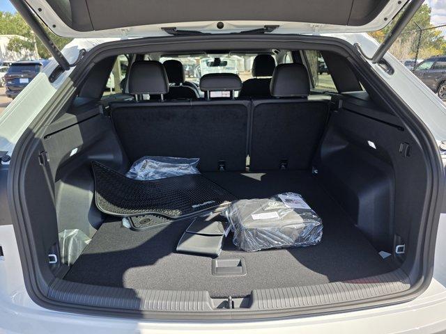 new 2026 Volkswagen Atlas Cross Sport car, priced at $40,723