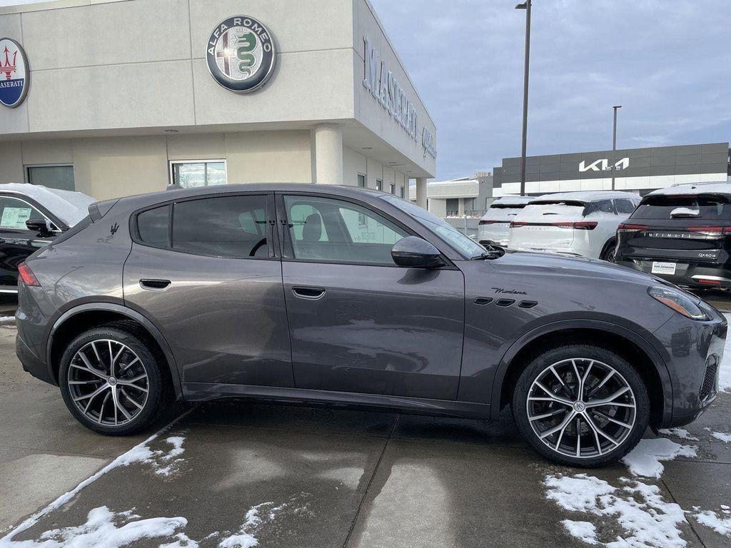 new 2026 Maserati Grecale car, priced at $92,245