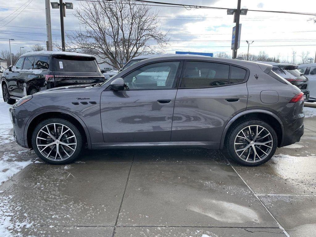 new 2026 Maserati Grecale car, priced at $92,245