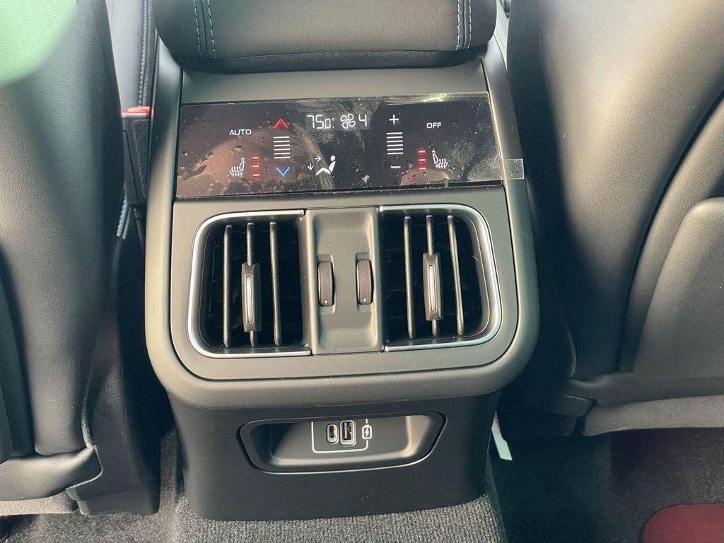 new 2026 Maserati Grecale car, priced at $92,245