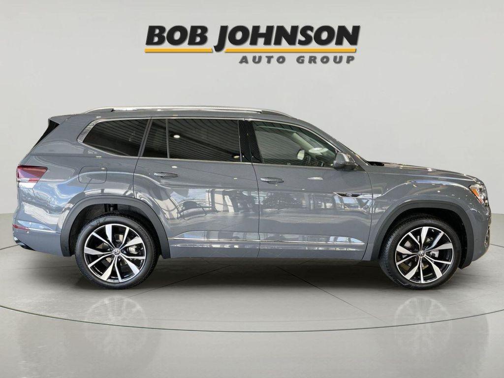new 2026 Volkswagen Atlas car, priced at $51,434