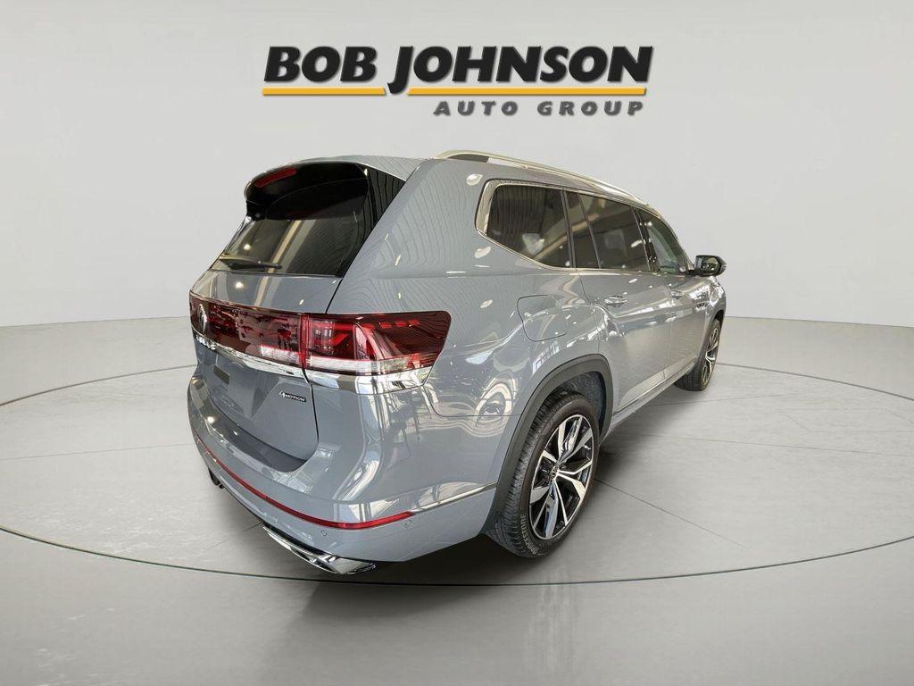 new 2026 Volkswagen Atlas car, priced at $51,434