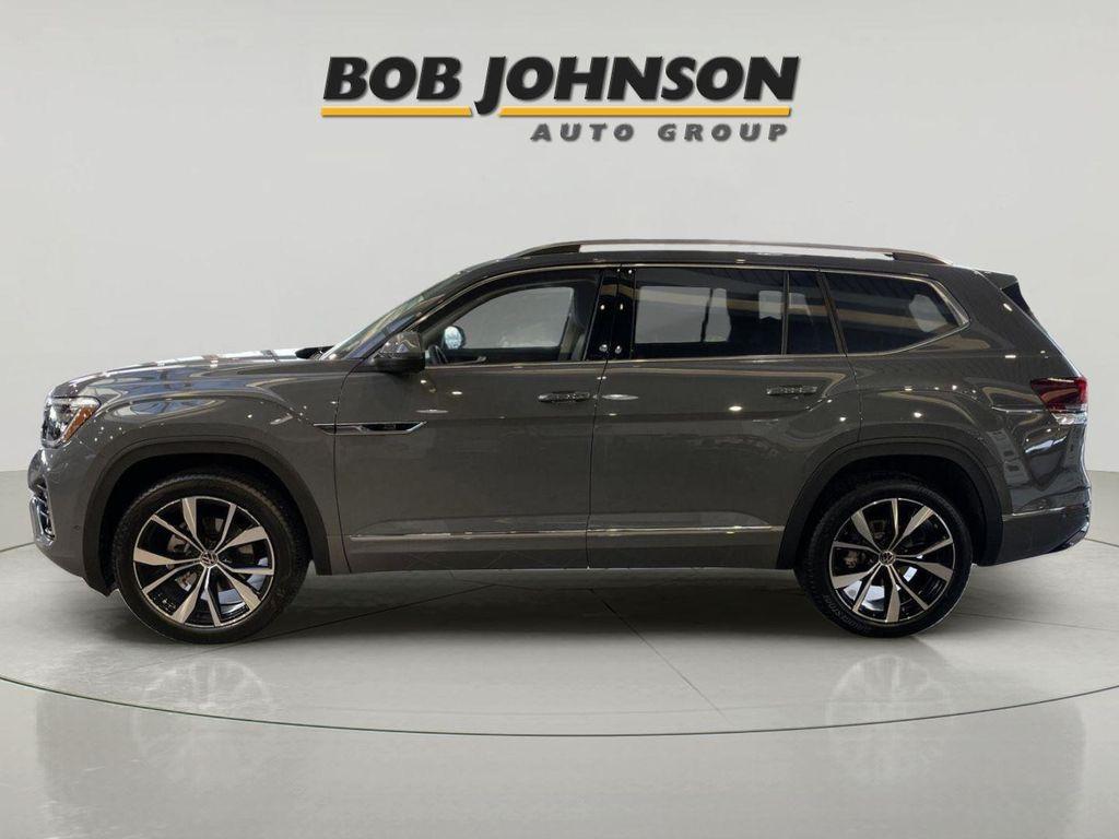 new 2026 Volkswagen Atlas car, priced at $51,434