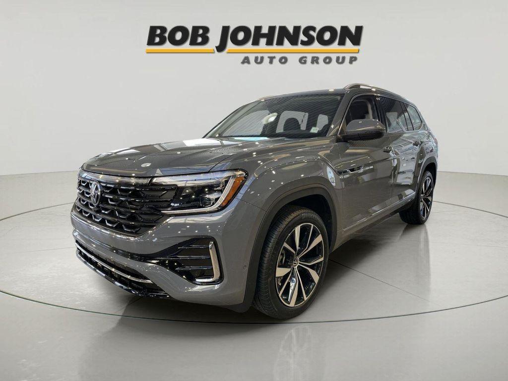 new 2026 Volkswagen Atlas car, priced at $51,434