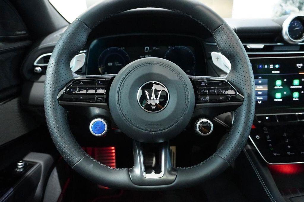 new 2025 Maserati Grecale car, priced at $84,850