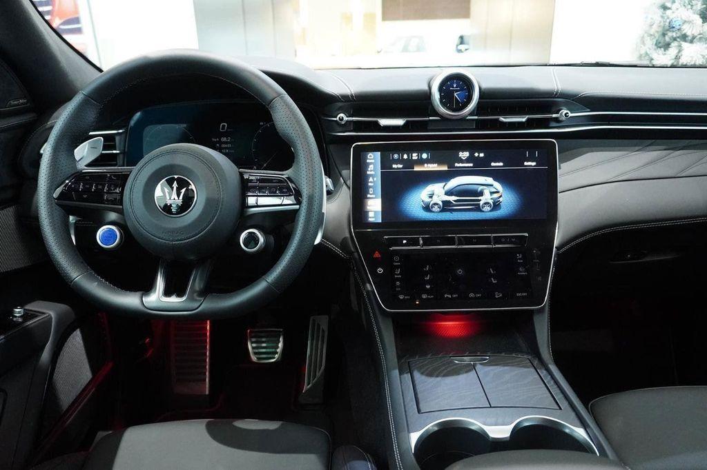 new 2025 Maserati Grecale car, priced at $84,850