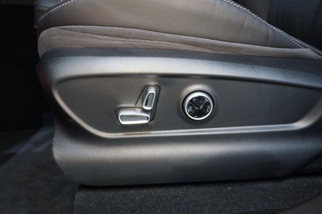 new 2025 Maserati Grecale car, priced at $84,850