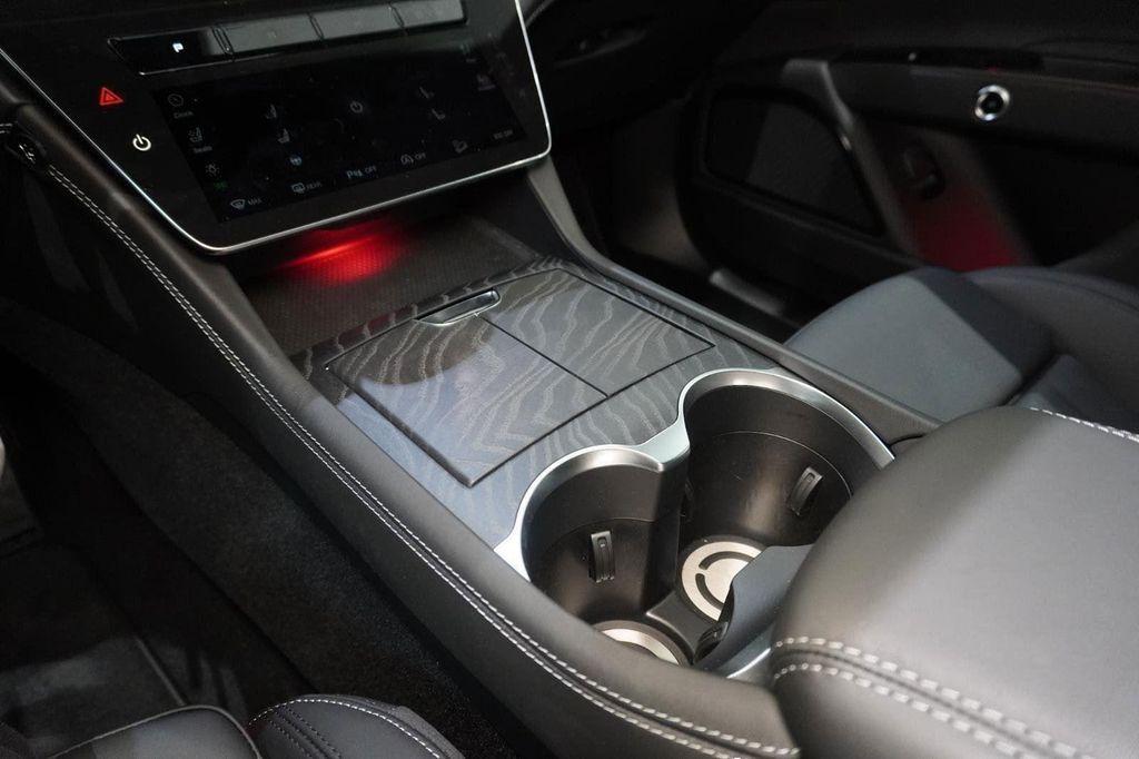 new 2025 Maserati Grecale car, priced at $84,850