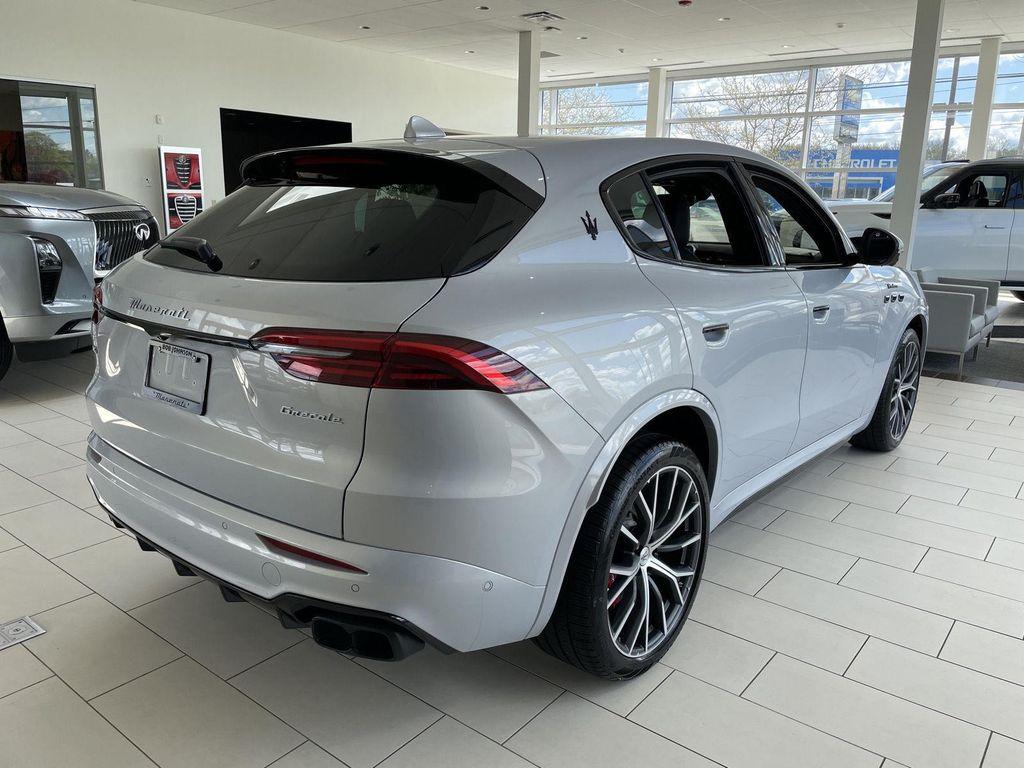 new 2026 Maserati Grecale car, priced at $94,730
