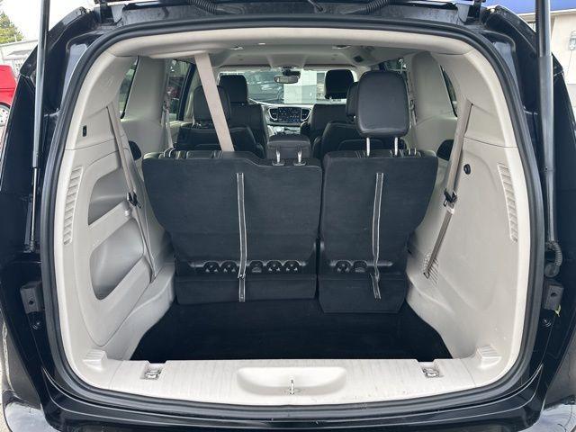 used 2024 Chrysler Pacifica car, priced at $27,595