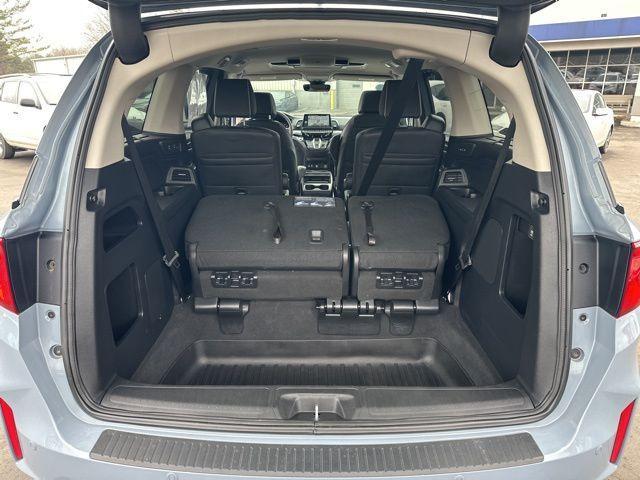 used 2025 Honda Odyssey car, priced at $48,895