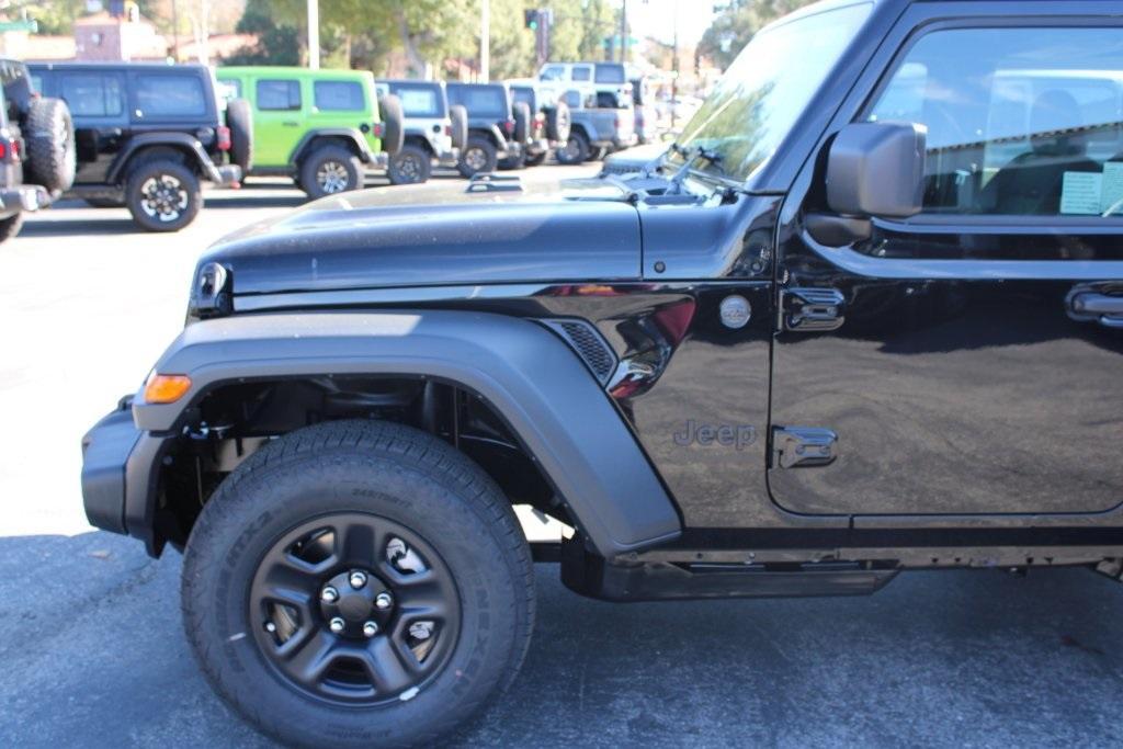 new 2026 Jeep Wrangler car, priced at $31,010