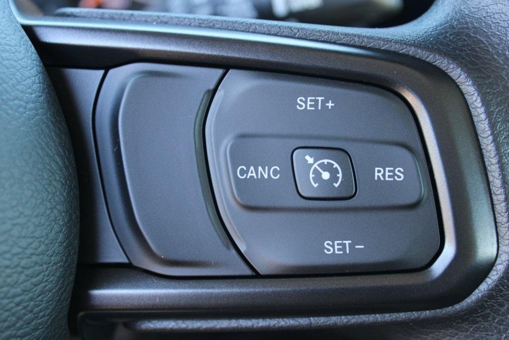 new 2026 Jeep Wrangler car, priced at $31,010