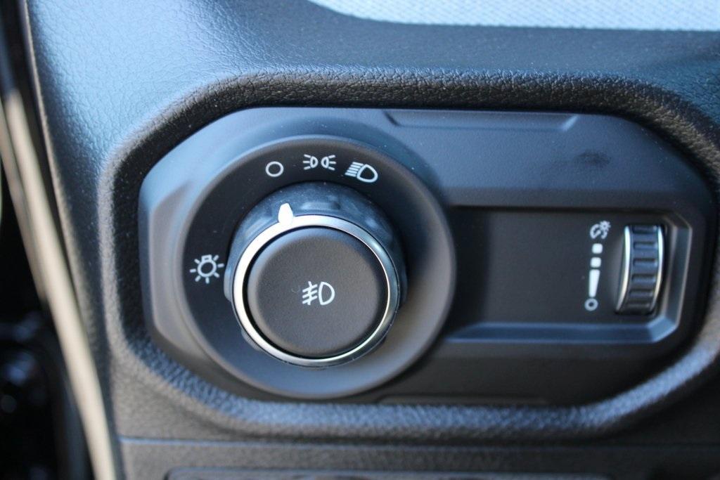 new 2026 Jeep Wrangler car, priced at $31,010