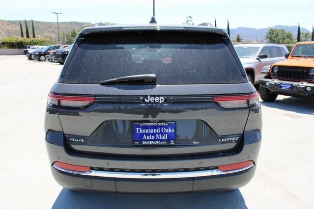 new 2025 Jeep Grand Cherokee car, priced at $42,260