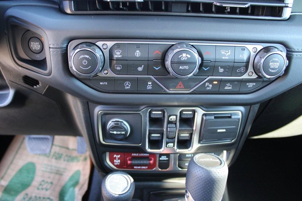 new 2026 Jeep Gladiator car, priced at $58,300