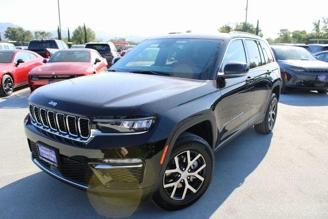 new 2025 Jeep Grand Cherokee car, priced at $38,260
