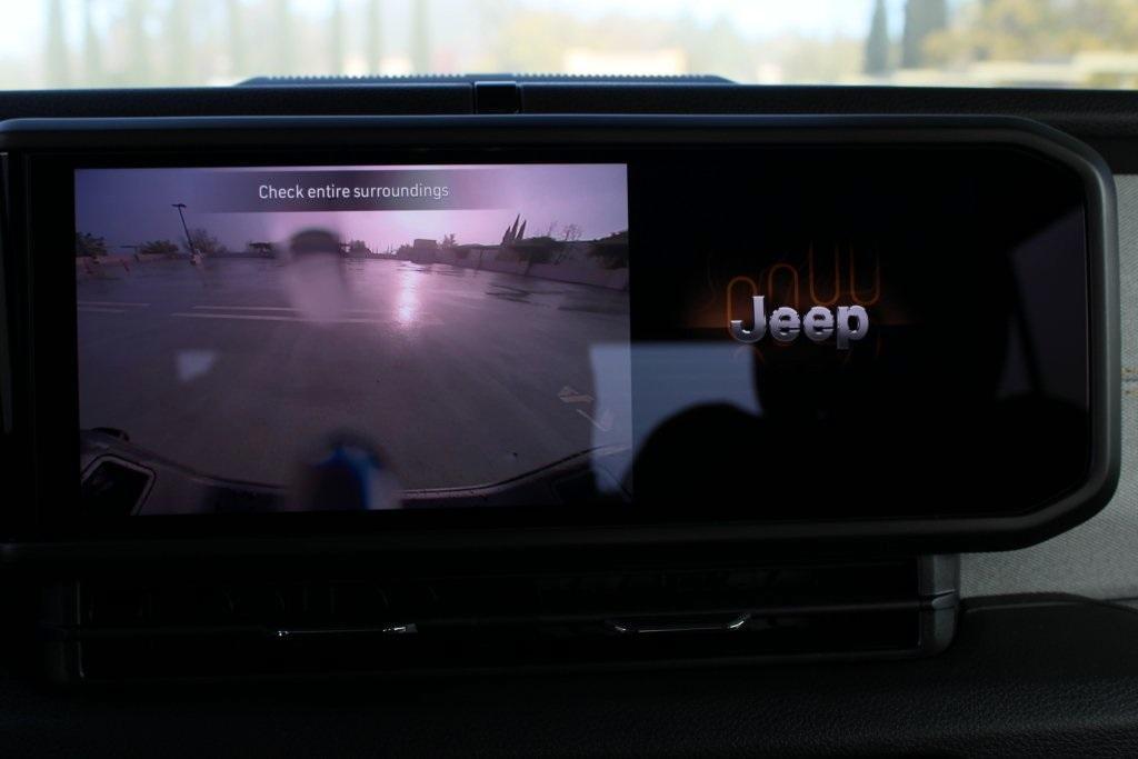 new 2026 Jeep Gladiator car, priced at $42,860