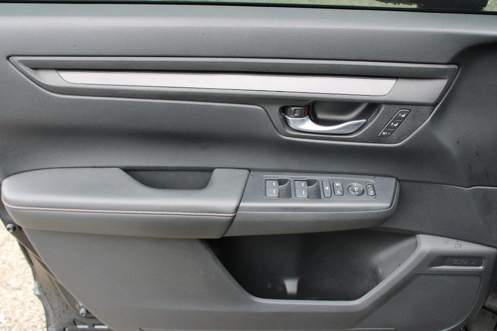 used 2024 Honda CR-V Hybrid car, priced at $32,097