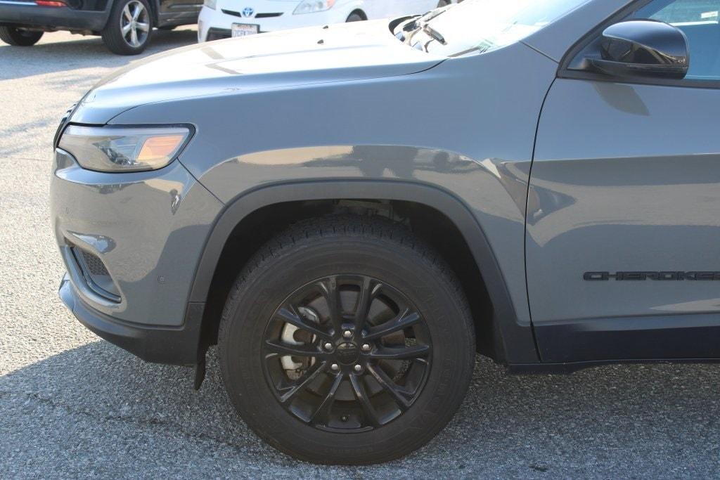 used 2023 Jeep Cherokee car, priced at $22,998