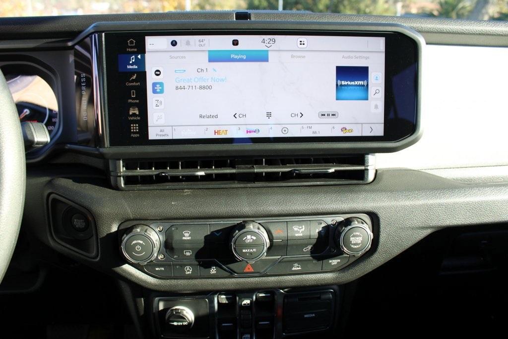 new 2026 Jeep Wrangler car, priced at $41,080