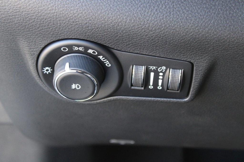 new 2026 Jeep Compass car, priced at $32,405