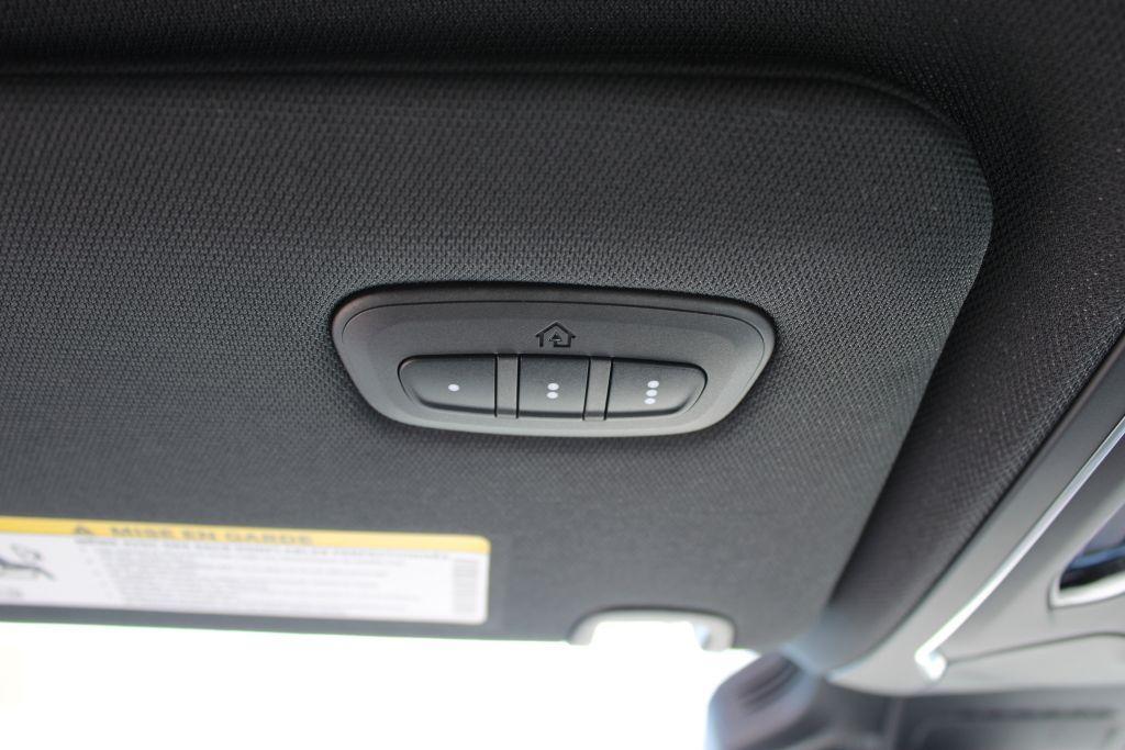 new 2026 Jeep Cherokee car, priced at $42,810