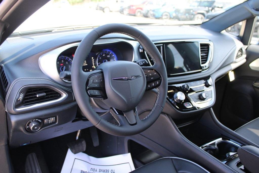 new 2026 Chrysler Pacifica car, priced at $49,620