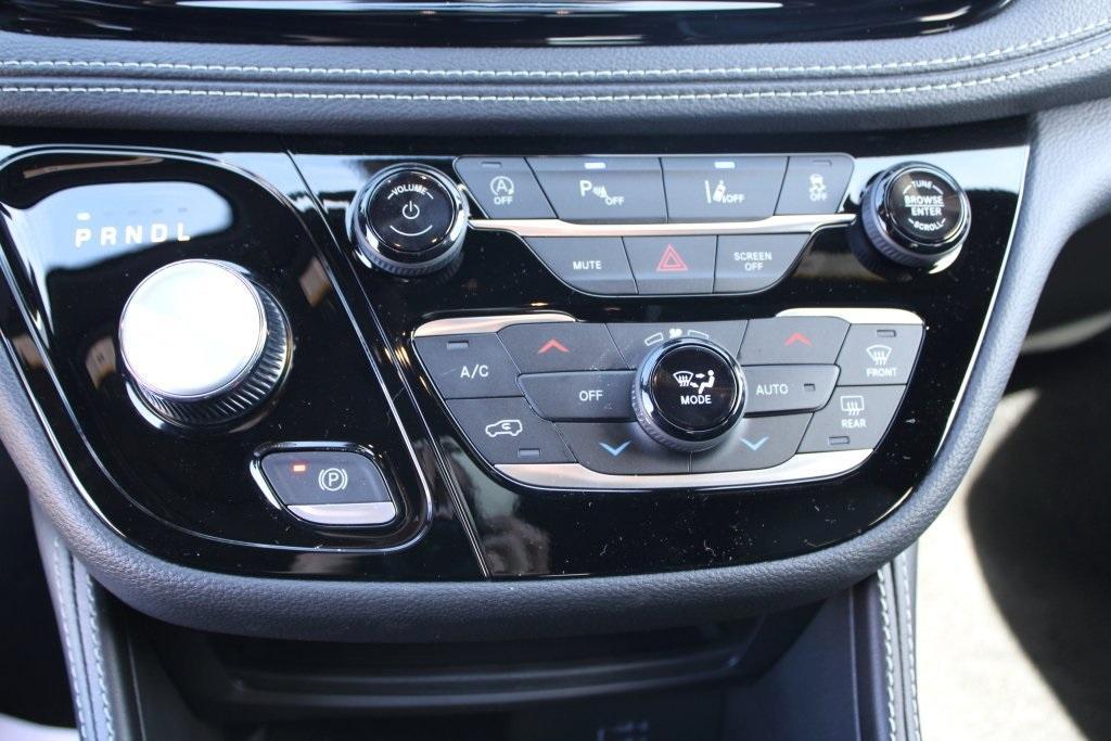 new 2026 Chrysler Pacifica car, priced at $49,620