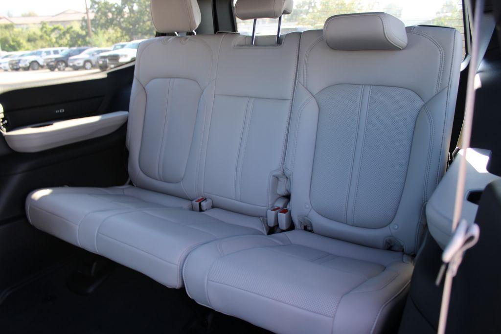 new 2026 Jeep Grand Wagoneer car, priced at $69,915