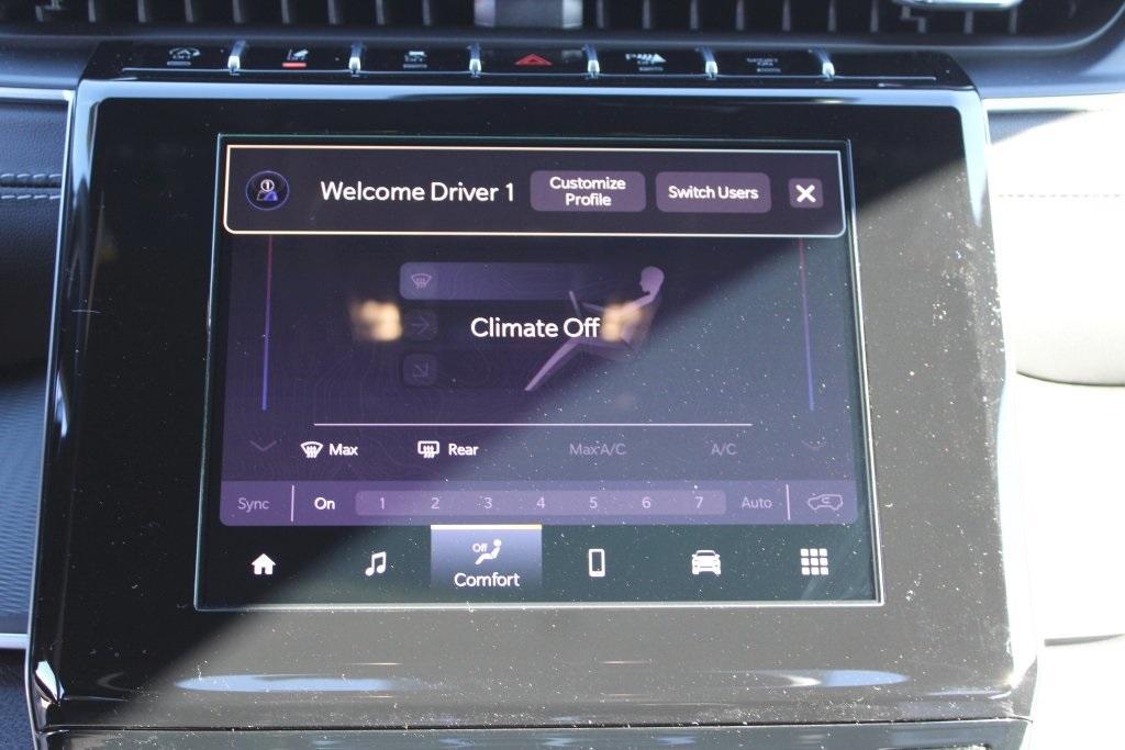 new 2025 Jeep Grand Cherokee car, priced at $32,975