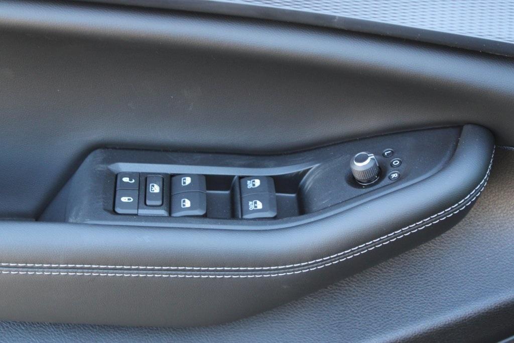 new 2025 Jeep Grand Cherokee car, priced at $32,975