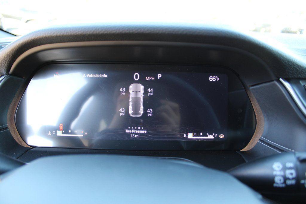 new 2025 Jeep Grand Cherokee car, priced at $45,985