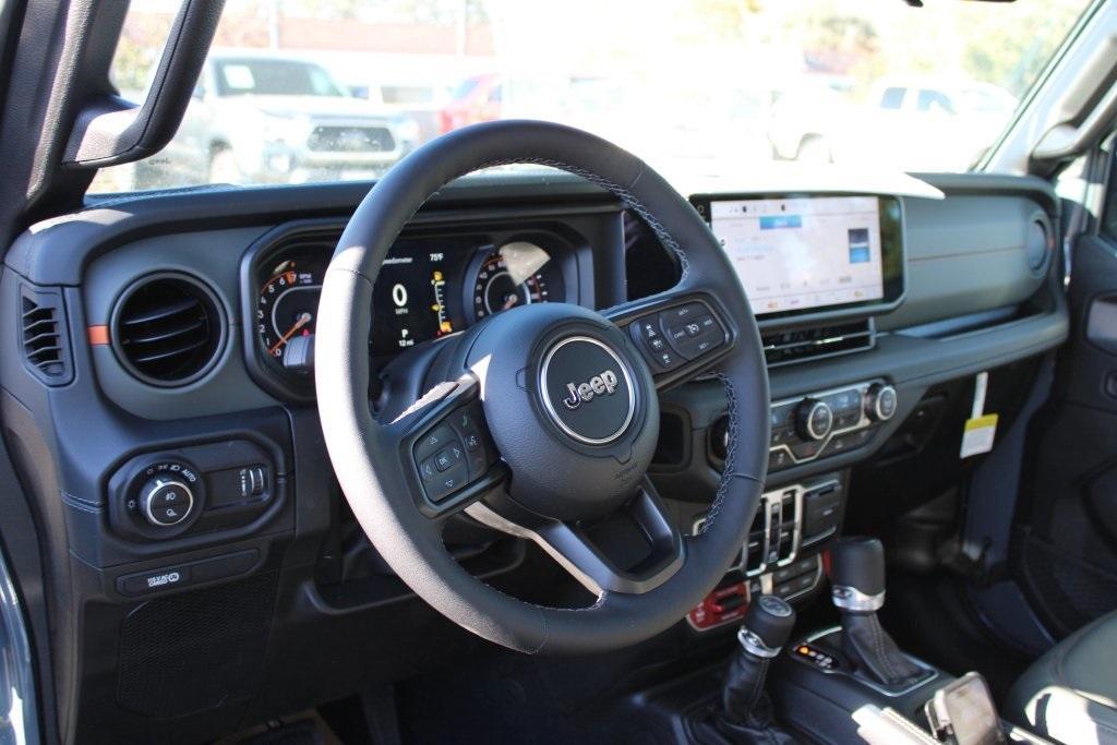 new 2025 Jeep Gladiator car, priced at $48,740