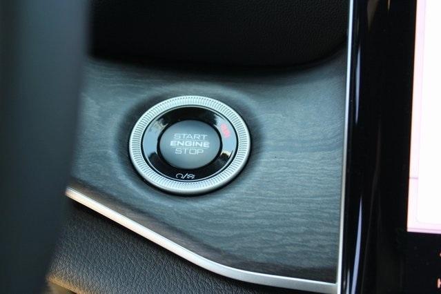 new 2025 Jeep Grand Cherokee L car, priced at $42,015