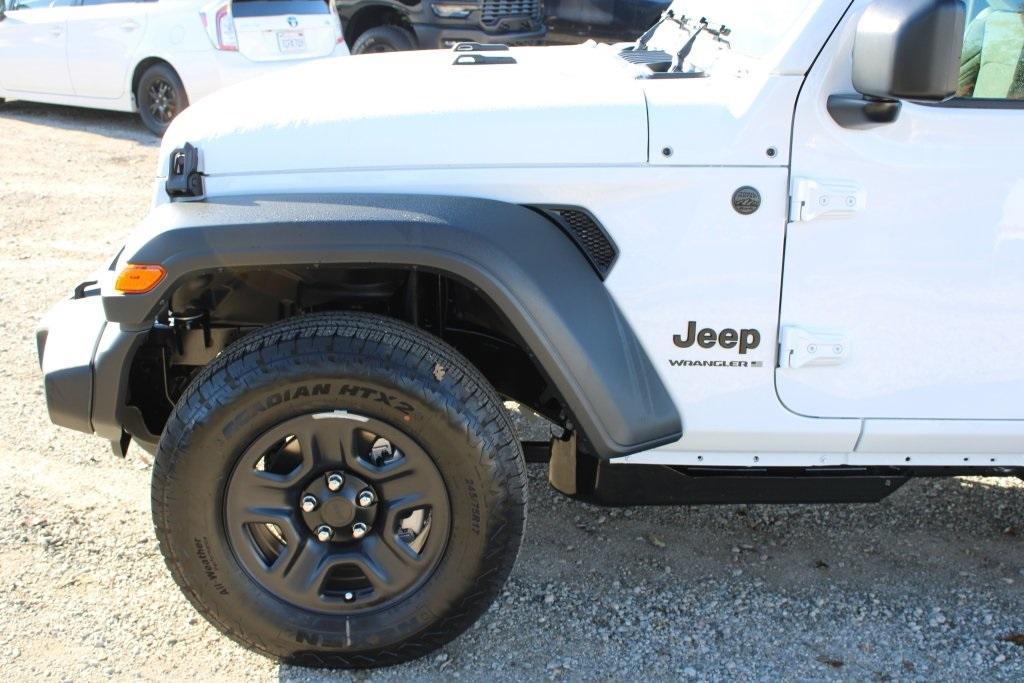 new 2026 Jeep Wrangler car, priced at $38,415