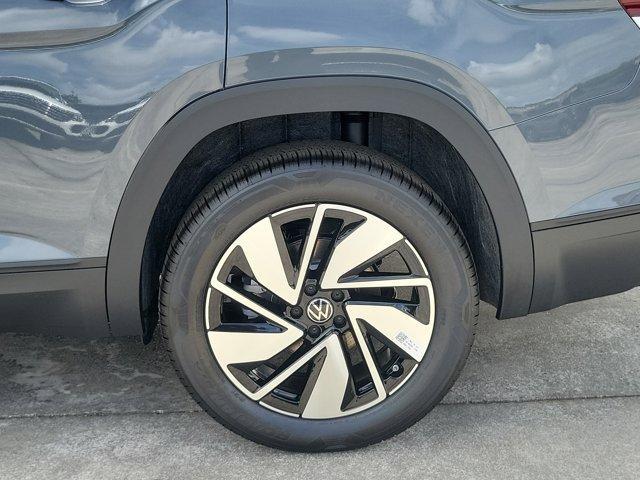 new 2026 Volkswagen Atlas car, priced at $43,649