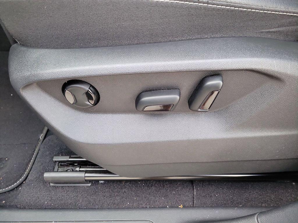 used 2023 Volkswagen Atlas car, priced at $23,488