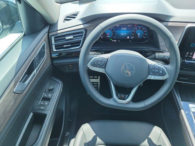 new 2026 Volkswagen Atlas car, priced at $53,318