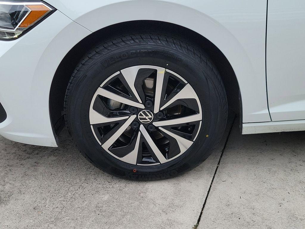 used 2024 Volkswagen Jetta car, priced at $18,798